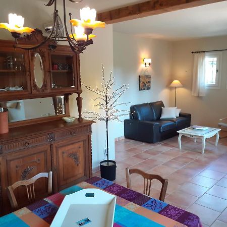 Location Vacances Gillardin Maussane les Alpilles Bagian luar foto